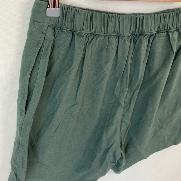 (B29) VERO MODA High Waist Linen Blend Shorts in Laurel Wreath, Green, Sz M, NWT - Picture 6 of 6